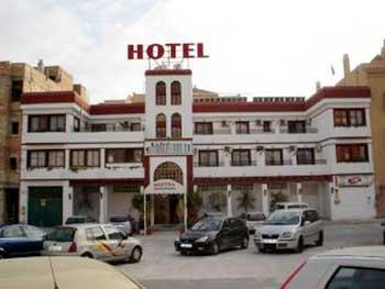 Отель (25 номеров) в центре Коста дель Соль
